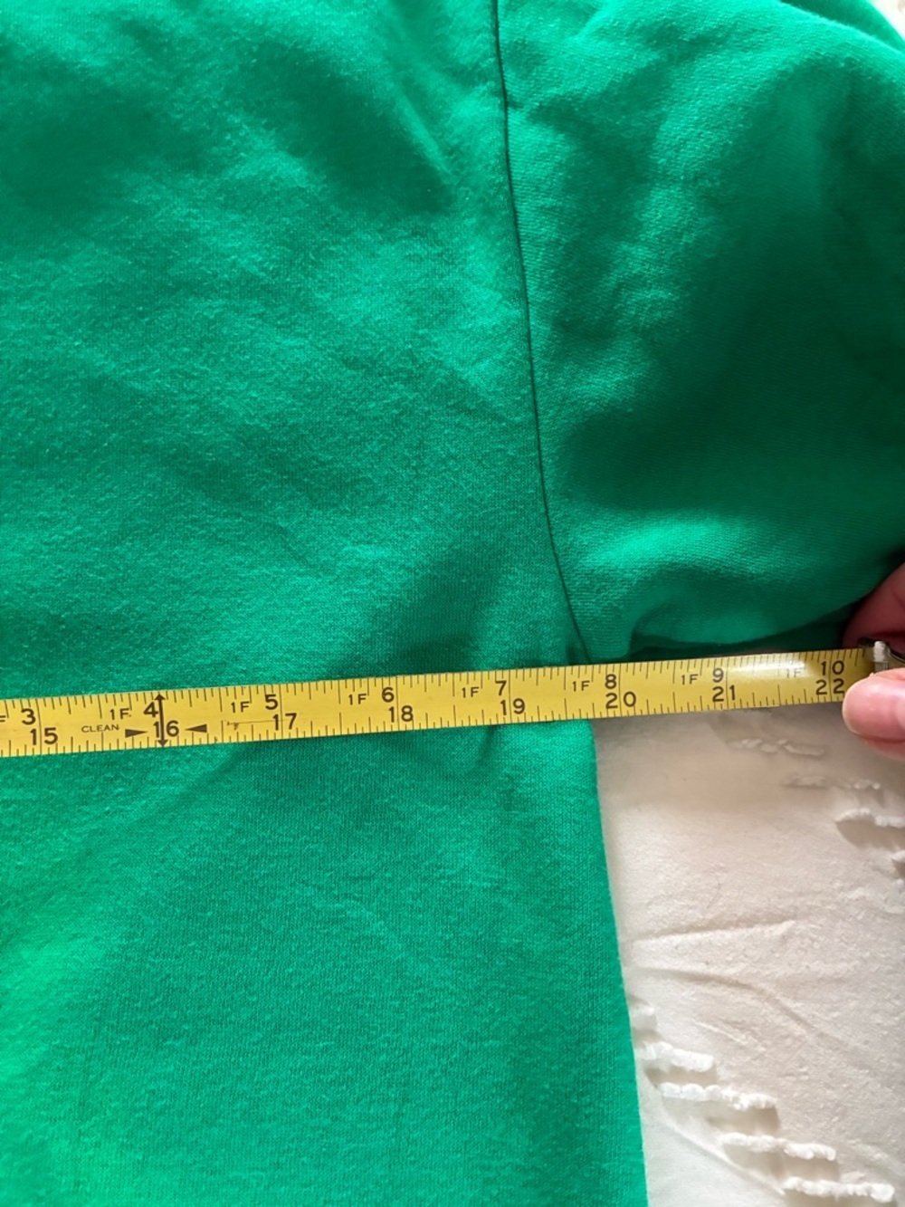 J.Crew Green gold Button-Shoulder Women's sweatshirt. Small preppy - Picture 7 of 7